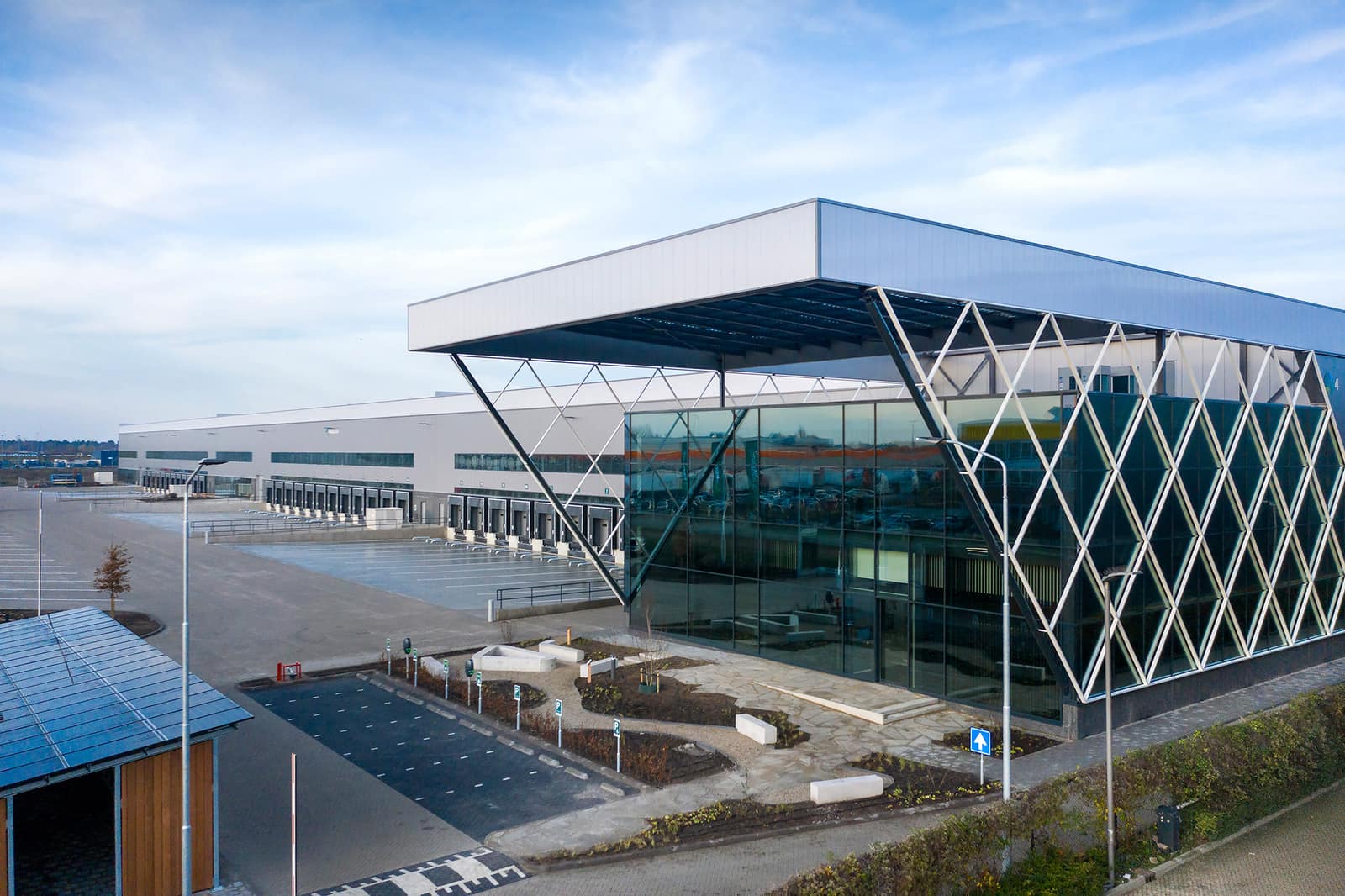 Logistics & Distribution Center Roofing in Birmingham